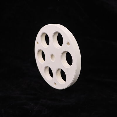 Обычно пористость менее 15 процентов. Высокотемпературная муллитовая керамика, разработанная для управления тепловым режимом и долгосрочной надежности.