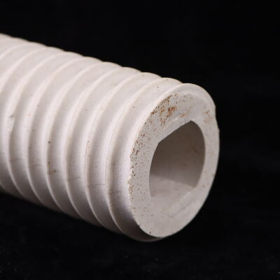 Химический состав 3Al2O3·2SiO2 Усовершенствованный муллитовый керамический материал, оптимизированный для компонентов промышленных печей и печей.