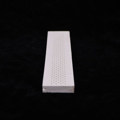 Сопротивление тепловым ударам 250 Мулитовая керамика, предлагающая диэлектрическую постоянную от 6 до 7 и твердость от 7 до 8 Моха Идеально подходит для электрических изоляционных компонентов