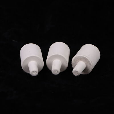 Диэлектрическая проницаемость от 6 до 7. Передовой муллитовый керамический материал, обеспечивающий высокую термостойкость и механическую прочность для промышленности.