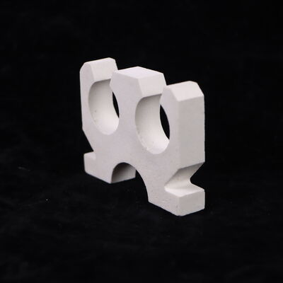 Прочность на растяжение 200–400 МПа Керамические изделия из оксида алюминия с теплопроводностью 25–35 Вт на метр Кельвина, предназначенные для технических целей