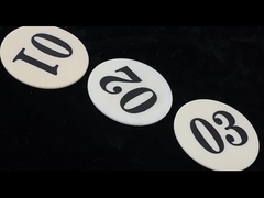 9 Твердость Моха Керамика из оксида алюминия с диэлектрической прочностью 18-20 КВ/мм и соотношением Пуассона 0.25